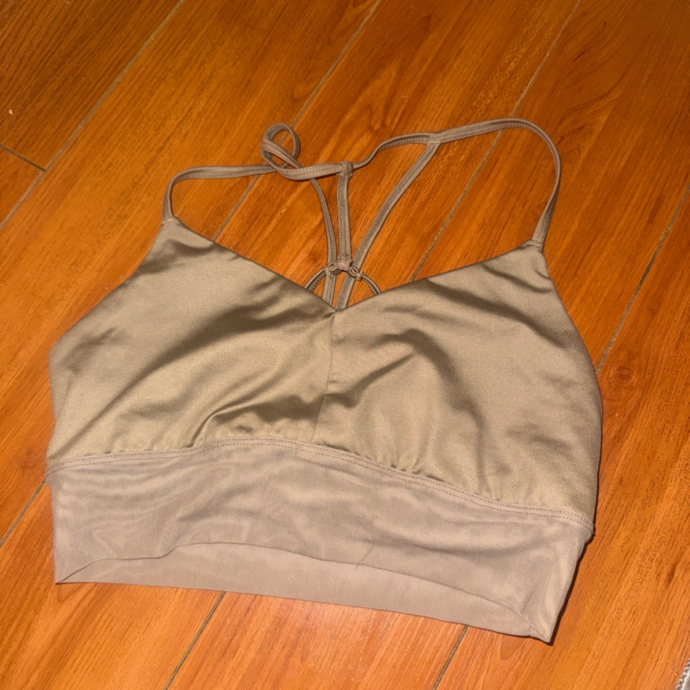 ALO SPORTS BRA SIZE M